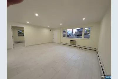 456 Grand Avenue 6C #6C, Leonia, NJ 07605 - Photo 6