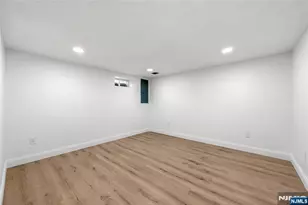 510 Halsted St, East Orange, NJ 07018 - Photo 14