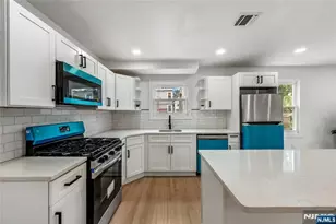 510 Halsted St, East Orange, NJ 07018 - Photo 6