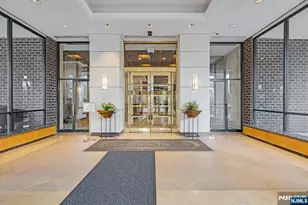 1600 Parker 17H, Fort Lee, NJ 07024 - Photo 2