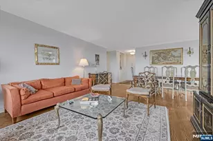 1600 Parker 17H, Fort Lee, NJ 07024 - Photo 8