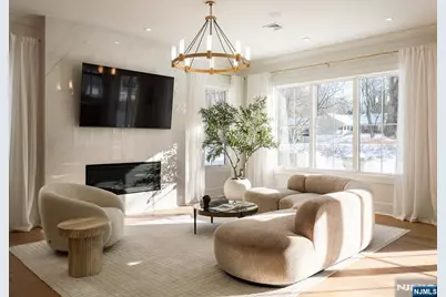 16-18 Paris Avenue 1 #1, Rockleigh, NJ 07647 - Photo 4