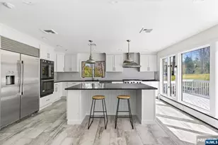 1 Hemlock Dr, Cresskill, NJ 07626 - Photo 8