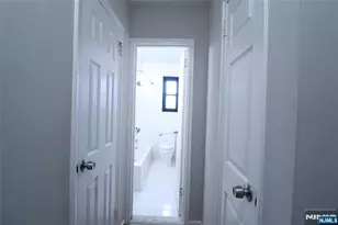 2335 Hudson Terrace E6, Fort Lee, NJ 07024 - Photo 14