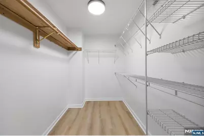 105 Nelson Court, Edgewater, NJ 07020 - Photo 14