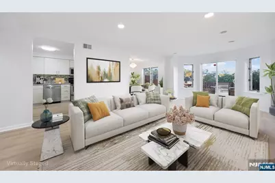 105 Nelson Court, Edgewater, NJ 07020 - Photo 1
