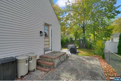 35 Grand Terrace, Livingston, NJ 07039 - Photo 4