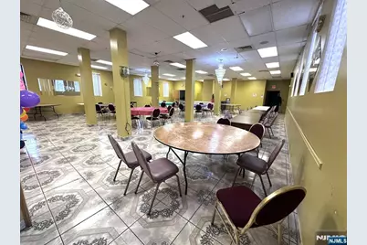 425 Jefferson Street, Orange, NJ 07050 - Photo 8