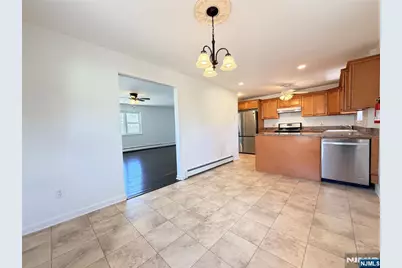 61 Star Lake Road 2 #2, Bloomingdale, NJ 07403 - Photo 8