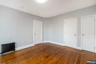 65 Grove St, East Orange, NJ 07017 - Photo 4