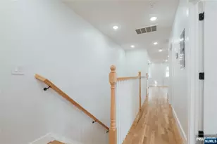 90 Hollywood Ave 2, East Orange, NJ 07018 - Photo 12