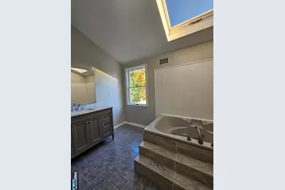 48 Momar, Bergenfield, NJ 07621 - Photo 8