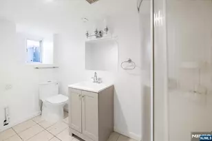 46 Garden Pl, Edgewater, NJ 07020 - Photo 32