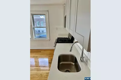 227 Hamilton Avenue 2 #2, Hasbrouck Heights, NJ 07604 - Photo 14
