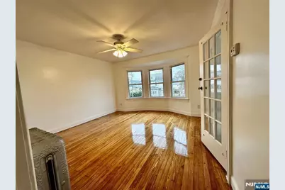 227 Hamilton Avenue 2 #2, Hasbrouck Heights, NJ 07604 - Photo 6