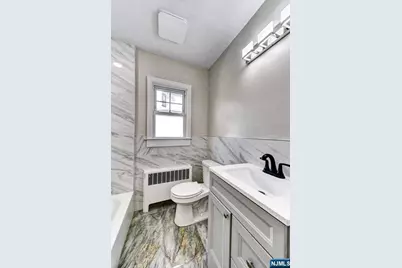 165 Madison Street, Wood Ridge, NJ 07075 - Photo 14