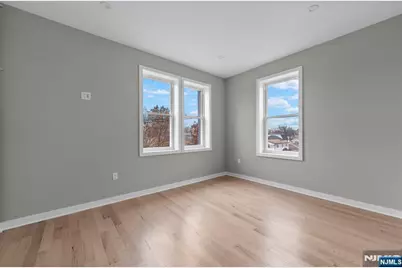 743 Kingsland Avenue, Ridgefield, NJ 07657 - Photo 20