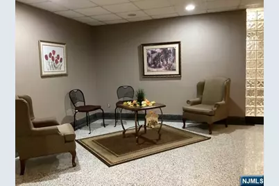 2160 Center Avenue 2U #2U, Fort Lee, NJ 07024 - Photo 6