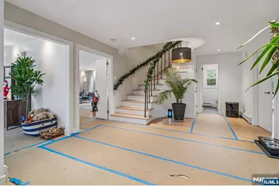 395 Highview Road, Englewood, NJ 07631 - Photo 2