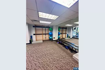 2 Claridge Drive Apt 11Je #APT 11JE, Verona, NJ 07044 - Photo 24