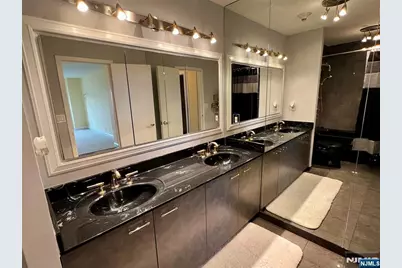 2 Claridge Drive Apt 11Je #APT 11JE, Verona, NJ 07044 - Photo 6