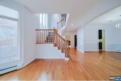 112 Winding Creek Way, Old Tappan, NJ 07675 - Photo 6