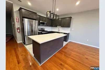 61 N Grove Street, East Orange, NJ 07017 - Photo 20