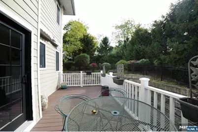 4 Central Avenue E #E, Caldwell, NJ 07006 - Photo 4
