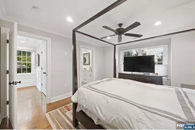 4 Central Avenue E #E, Caldwell, NJ 07006 - Photo 18