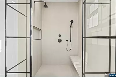 215 Kensington Road, River Edge, NJ 07661 - Photo 24