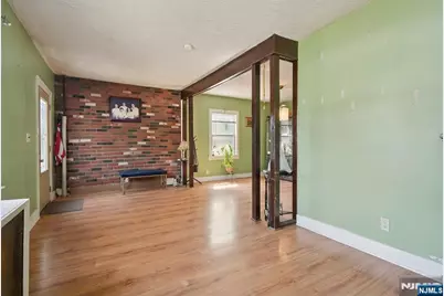 800 Grand Avenue, Leonia, NJ 07605 - Photo 2
