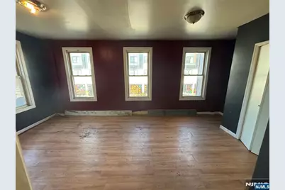 116 Broad, Newark, NJ 07104 - Photo 2