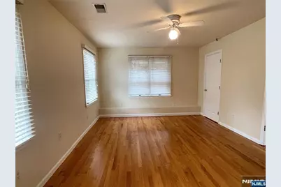 662 Undercliff Avenue 2nd Floor #2nd floor, Edgewater, NJ 07020 - Photo 16