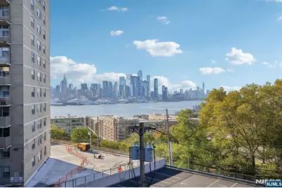 6010 Boulevard East 54 #54, West New York, NJ 07093 - Photo 4