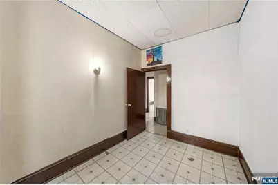 73 Virginia, Jersey City, NJ 07305 - Photo 12