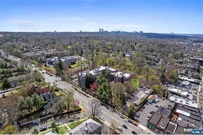 100 E Palisade Avenue B51 #B51, Englewood, NJ 07631 - Photo 32