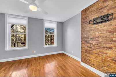 919 Park Avenue 3R #3R, Hoboken, NJ 07030 - Photo 18