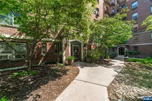 100 E Palisade Ave B51, Englewood, NJ 07631 - Photo 4