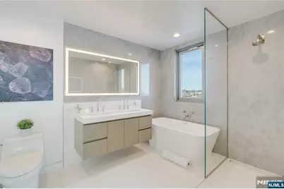 320 Adolphus Avenue 916 #916, Cliffside Park, NJ 07010 - Photo 12