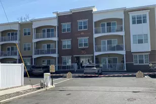 70 Oak Street 308, Rochelle Park Township, NJ 07662 - Photo 2