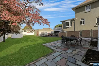 609 Chase Avenue, Lyndhurst Township, NJ 07071 - Photo 28