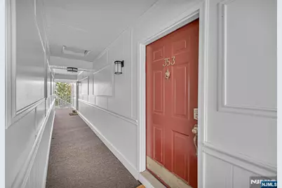 353 Cottonwood Way, Mahwah, NJ 07430 - Photo 2