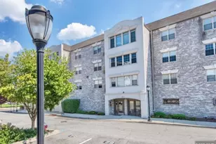 132 Union Ave 405A, East Rutherford, NJ 07073 - Photo 10