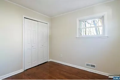 301 Riverview Road, Pompton Lakes, NJ 07442 - Photo 18