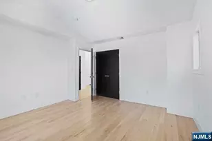 425 Grandview Pl, Fort Lee, NJ 07024 - Photo 28