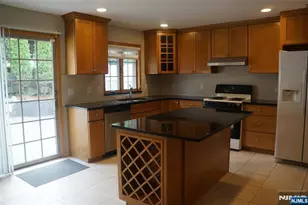 520 7th Street B, Palisades Park, NJ 07650 - Photo 6