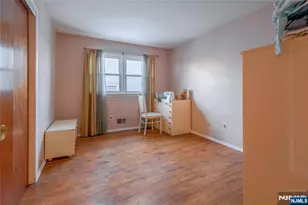 17A Garden Dr, Elmwood Park, NJ 07407 - Photo 18