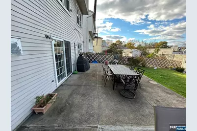 17A Garden Drive, Elmwood Park, NJ 07407 - Photo 4