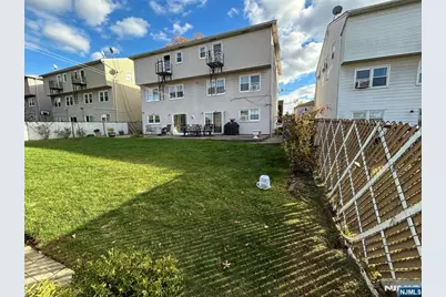 17A Garden Drive, Elmwood Park, NJ 07407 - Photo 6