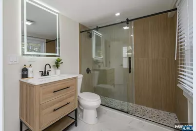 58 Yantecaw Avenue, Bloomfield, NJ 07003 - Photo 8